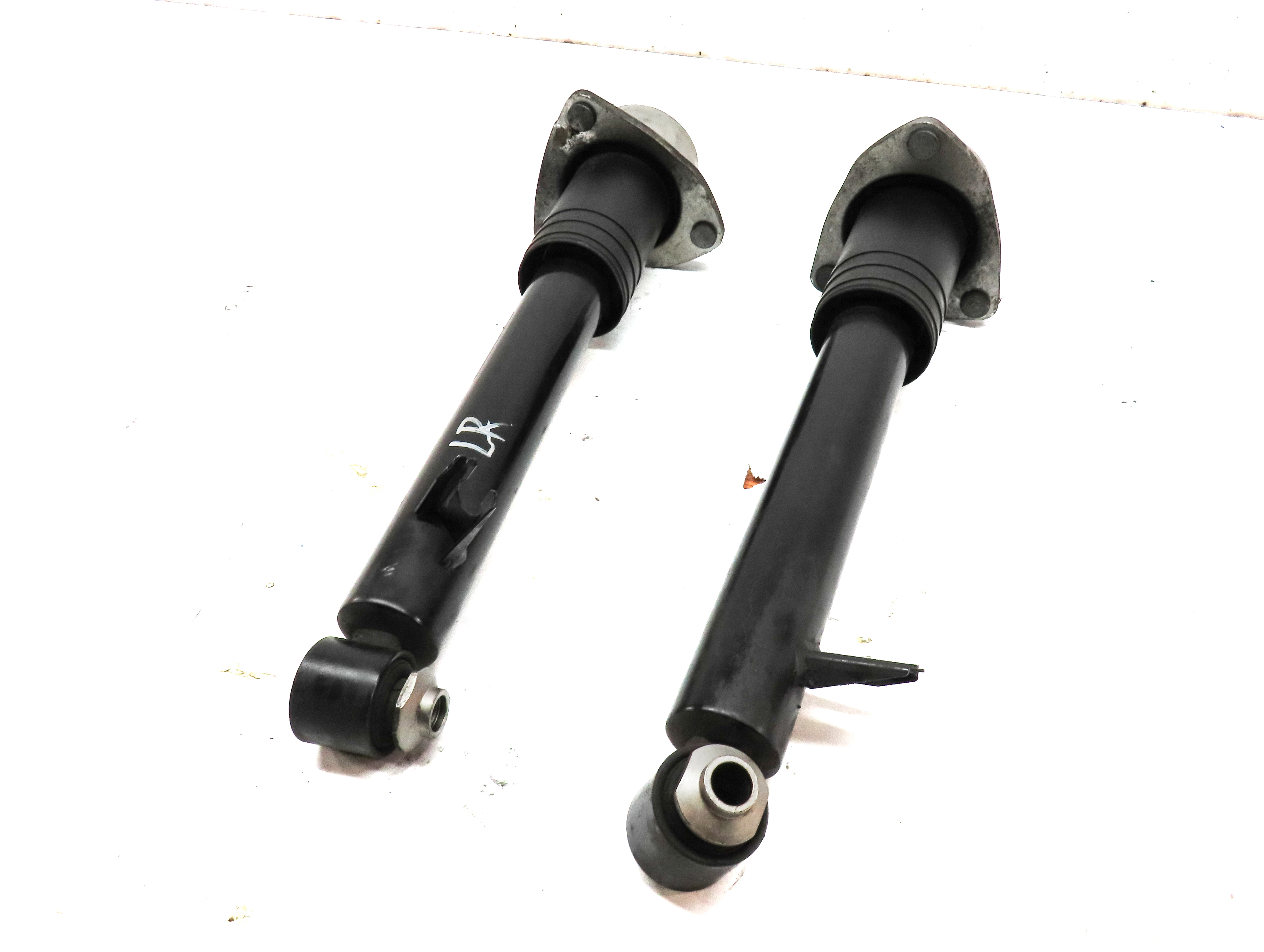 2010 BMW X5 (E70) REAR LEFT & RIGHT STANDARD SUSPENSION SHOCK STRUT SET 2 — exact item pictured